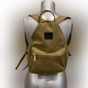 Herschel Nova™ Mini
Backpack olive green